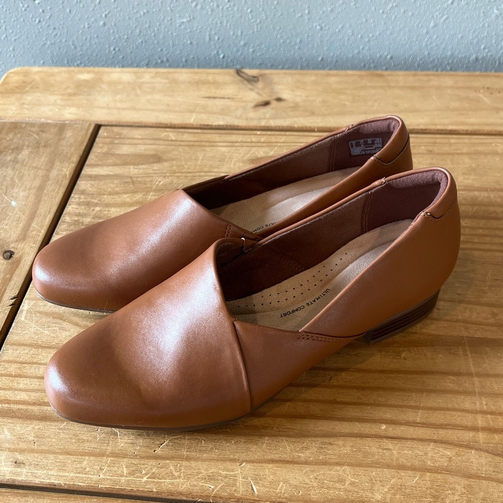 NEW Clarks Women’s Juliet Palm Loafers Caramel Size 7.5W